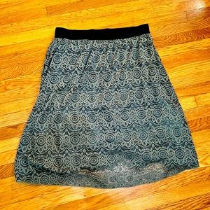 EUC Lularoe Lucy? Lace skirt army green 2XL